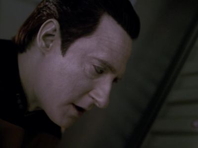 Computer, l am reading
anomalous variations - Star Trek: The Next Generation