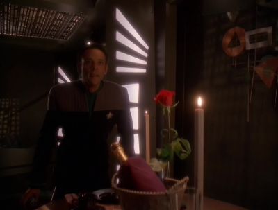 Computer, music.
Something... romantic. - Star Trek: Deep Space Nine