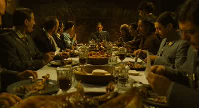 Con perdón, Capitán, ¿cómo está Ud. - Pan's Labyrinth