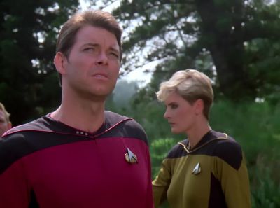 - Condition?
- No sign of consciousness. - Star Trek: The Next Generation