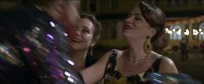 Congratulations.
A kiss, my angel. - Loveling