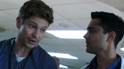 Congratulations, you got
her heart beating again, - The Resident