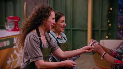 Congratulations.
Thank you so much. - Baking It