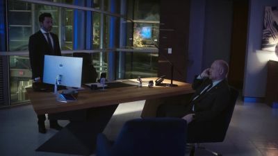 -Conrad.
-CONRAD: Dad. - The Resident