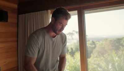 Conservationist
valerie taylor, - Shark Beach With Chris Hemsworth