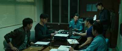 Considering the length
and width of the knife, - The Gangster, the Cop, the Devil