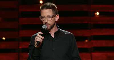 Constantly. If I were black
and waiting tables, I'd be, like, - Neal Brennan: 3 Mics