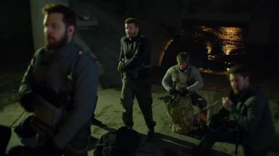 Contact's here. - SEAL Team