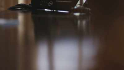 (contemplative piano music
playing) - Icahn: The Restless Billionaire