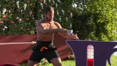 [contestants cheer] - Twin Love