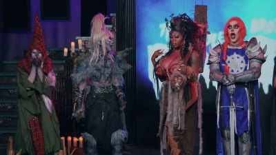 [contestants screaming] - The Boulet Brothers' Dragula: Titans