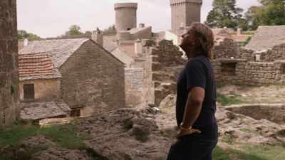 Cookson: IT'S THE ONLY KNOWN
FORT ACTUALLY BUILT - Lost Relics of the Knights Templar