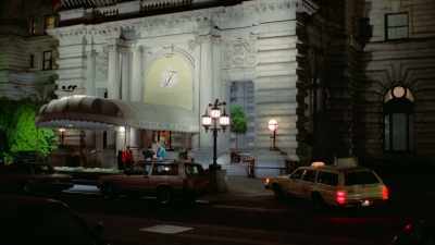 (cool jazz music) - Rock Hudson: All That Heaven Allowed