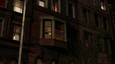- Cool.
Wait, fire escape? - Psych 2: Lassie Come Home