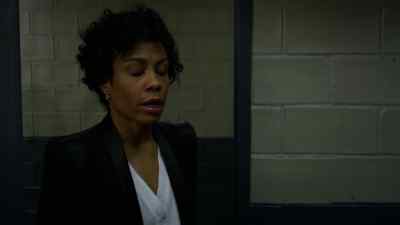 - Cooper went at her for about an hour.
- What did she say? - Marvel's Luke Cage