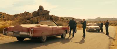 Cops are coming, Charlie. - Seven Psychopaths