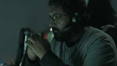 -Copy that.
-Raj (on radio): Three, two, - Trackers