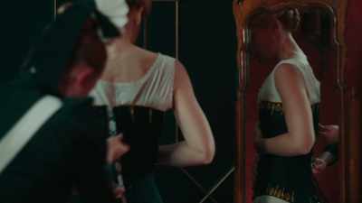 - [Cora exhaling sharply]
- [maid grunts] - The Essex Serpent