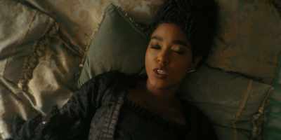 Coral, I'm not hungry. - Queen Charlotte: A Bridgerton Story