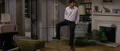 [CORD CRACKS & FELIX YELLS] - The Odd Couple