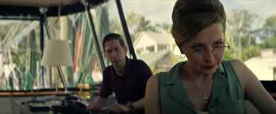 Corinne, Olivia Carmen, - Greedy People