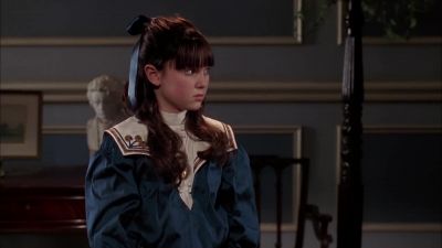 Cornelia EXCUSE ME - An American Girl Holiday