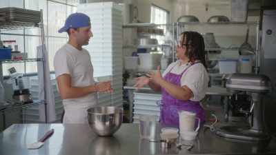 - Correct?
- 100% - What Am I Eating? With Zooey Deschanel