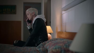 - Cos if he does...
- Yeah, OK, fine. Fine. - The Gone