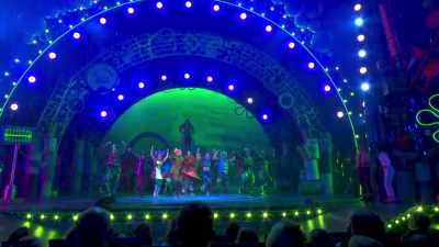 ♪ Cos when the going gets tough - The SpongeBob Musical: Live on Stage!
