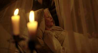 -Cosimo?
-He's gone to Florence. - Medici: Masters of Florence