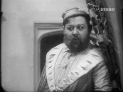 [ Coughs Delicately ]
The royal bedchamber is prepared. - The Private Life of Henry VIII