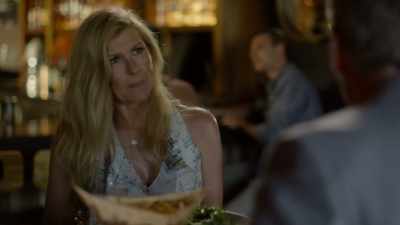 - [coughs] I mean,
that's what I'm thinking - Dirty John