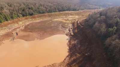 Could an underground cavern
also exist beneath Mountain Lake, - Secrets of the Underground