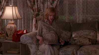 Could be a celebrity coming to knit with you - Raising Helen