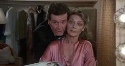 - Could we be serious, please? - The Fan