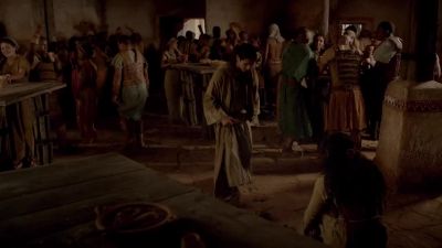 Could you give a hand, please? - Tut
