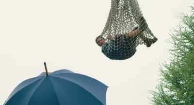 Could you help me down? - Dolittle