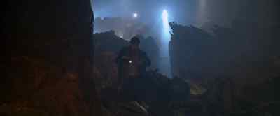 - Could you help me?
- Yeah, you all right? - Godzilla