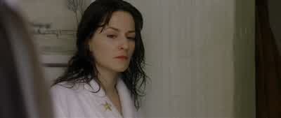 Could it be a secret compartment? - The Lives of Others