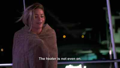 - Could you please heat it up?
- It's freezing! - Below Deck Mediterranean