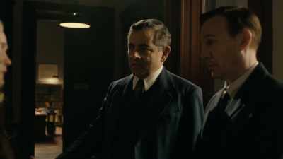 Could we please start
at the beginning? Please. - Maigret in Montmartre