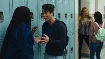 Could you sense that I was there?
Is that one of your powers? - Naomi