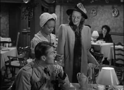 Could you squeeze a coffee pot for me - Cat People