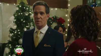Couldn't come up with
a better PR stunt, - A Kiss Before Christmas