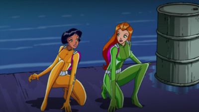 Could've used
this stealth mood - Totally Spies!