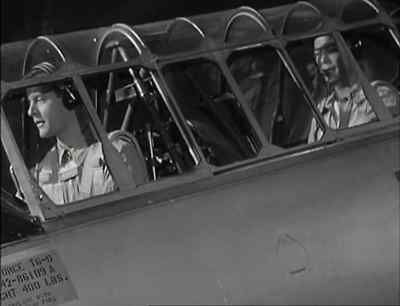 Coulter. Look at your CB. It is for
stabilize your flight, do not fall. - Air Cadet