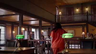 -Court adjourned.
-[gavel thuds] - Reba McEntire's The Hammer