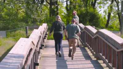 Courtney: Kristyn runs down
the boardwalk and says, - Secrets of the Zoo