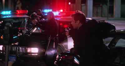 - Cover the back.
- Yes, sir. - Wishmaster 2: Evil Never Dies