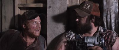 Cover me Uh - Tucker and Dale vs Evil